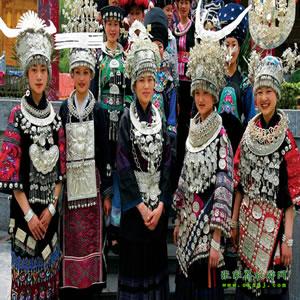 單獨成團L線：（湘西風情之旅）張家界、德夯大峽谷、鳳凰古城4天3晚獨立成團游